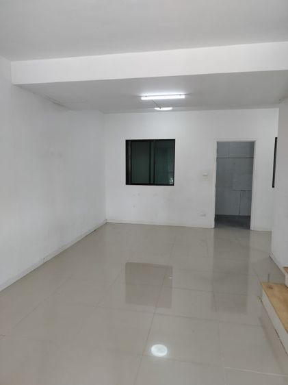 Pruksa ไม่มี ไม่ใช่ บ้านทาวน์เฮ้าส์ว่างให้เช่า รูปที่ 3