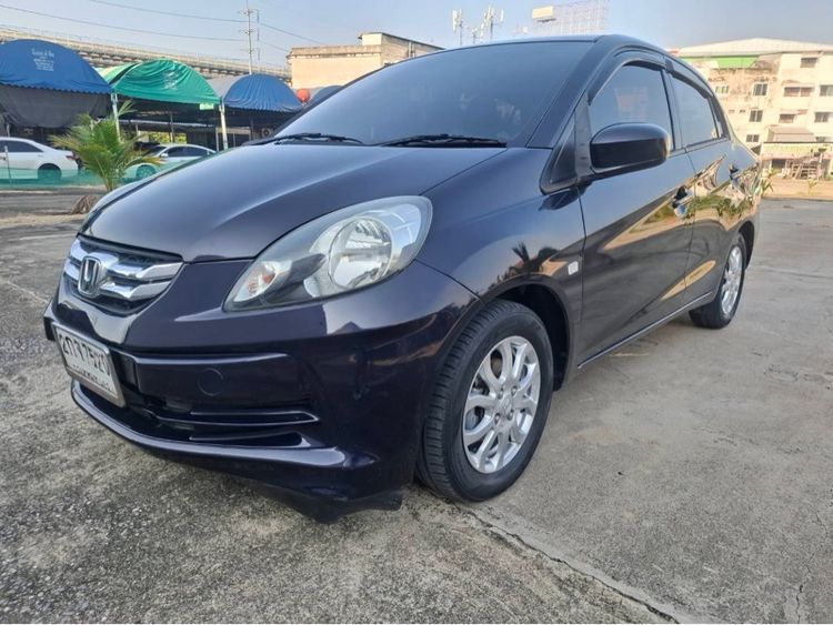 Honda Brio 2013 1.2 Amaze V Sedan เบนซิน ไม่ติดแก๊ส เกียร์อัตโนมัติ ดำ รูปที่ 2