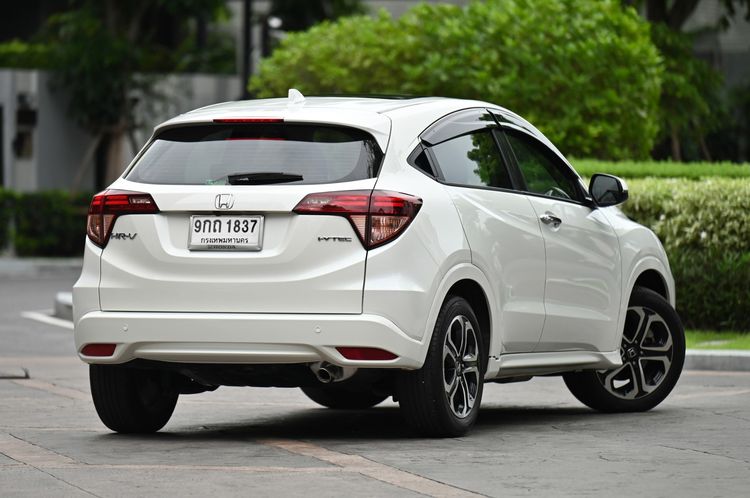 Honda HR-V 2017 1.8 EL Utility-car เบนซิน ไม่ติดแก๊ส เกียร์อัตโนมัติ ขาว รูปที่ 4