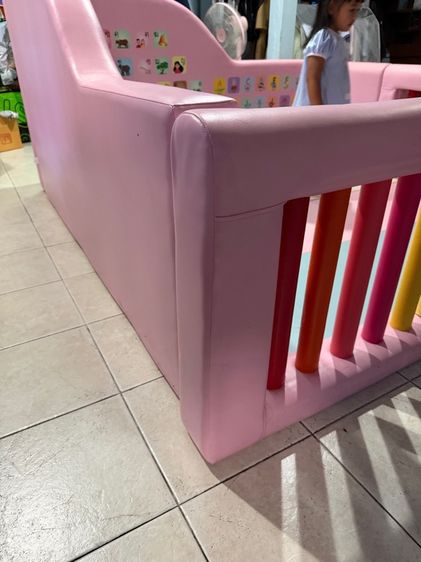 คอกเด็กเล็ก รูปที่ 8