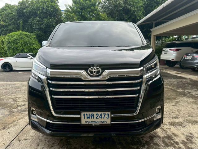 Toyota Majesty 2020 2.8 Premium Van ดีเซล ไม่ติดแก๊ส เกียร์อัตโนมัติ ดำ รูปที่ 2