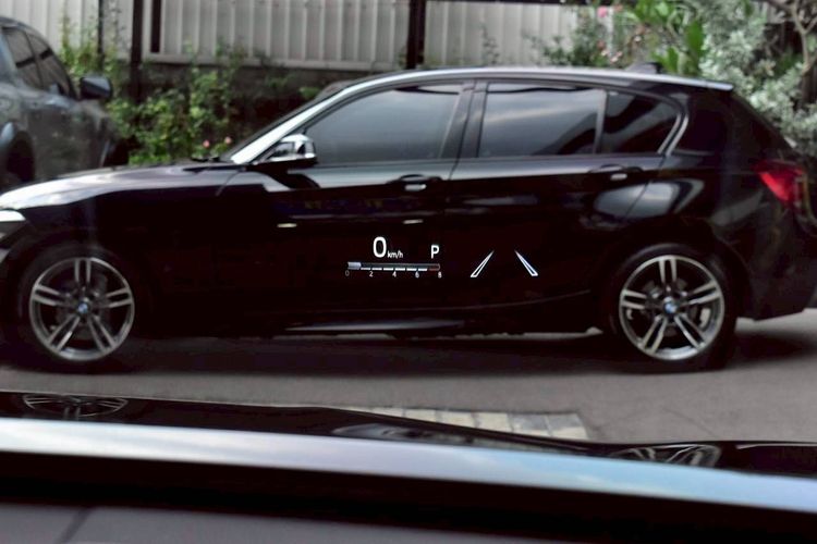 Toyota Camry 2023 2.5 HEV Premium Luxury Sedan ไฮบริด ไม่ติดแก๊ส เกียร์อัตโนมัติ ดำ รูปที่ 4