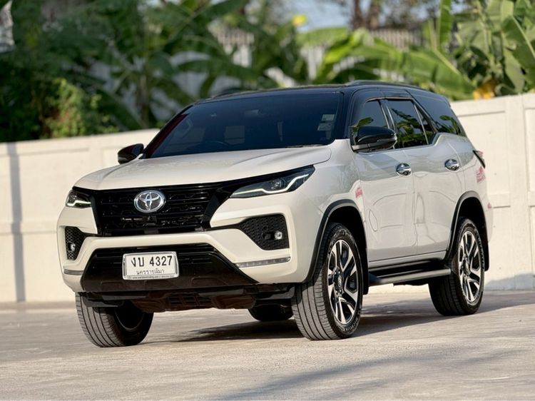 Toyota Fortuner 2022 2.4 Commander Utility-car ดีเซล ไม่ติดแก๊ส เกียร์อัตโนมัติ ขาว