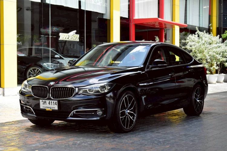 BMW Series 3 2019 320d Sedan ดีเซล ไม่ติดแก๊ส เกียร์อัตโนมัติ ดำ รูปที่ 2