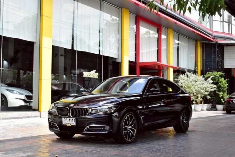 รถ BMW Series 3 320d สี ดำ