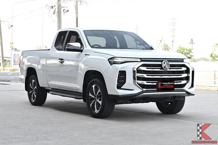 รถ MG Extender 2.0 Grand X สี ขาว
