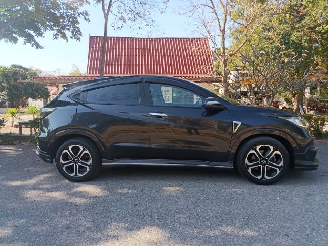 Honda HR-V 2018 1.8 EL Sedan เบนซิน ไม่ติดแก๊ส เกียร์อัตโนมัติ เทา รูปที่ 4