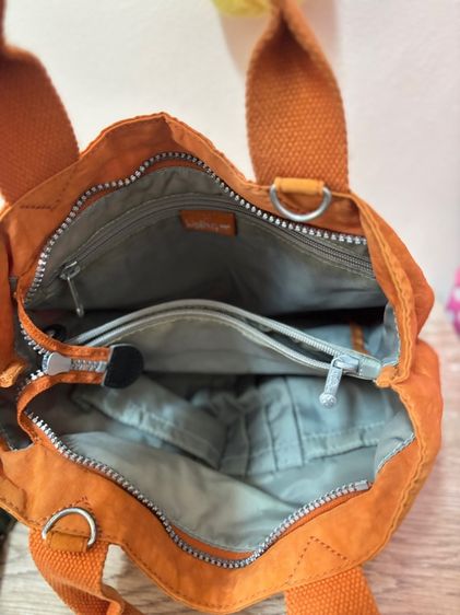 แบรนด์ Kipling รุ่นทรง Tote Handbag รูปที่ 5