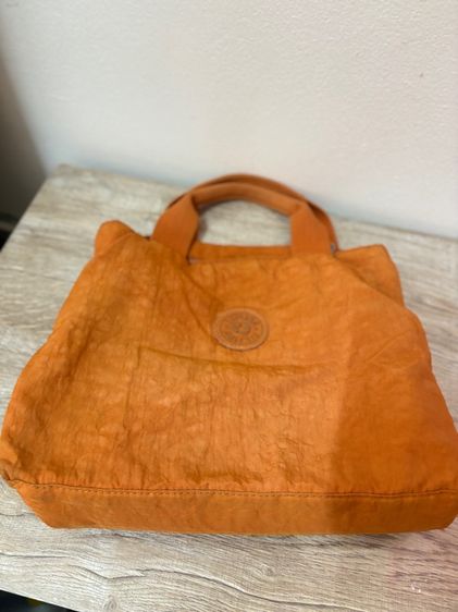 แบรนด์ Kipling รุ่นทรง Tote Handbag รูปที่ 6