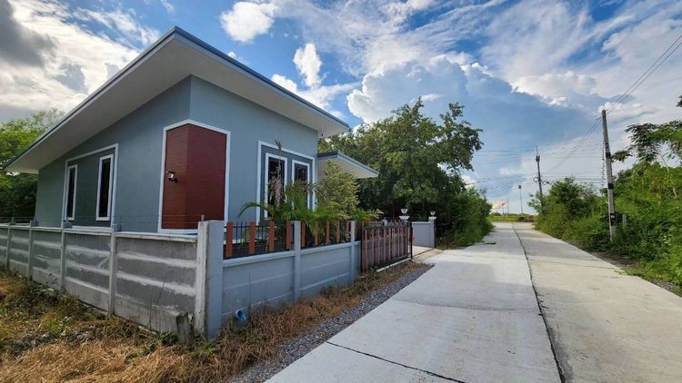 บ้านสร้างใหม่.บึงอ้อ ขามฯ ใกล้มอเตอร์M6  50 ตรว   1 5 ล้าน  ต บึงอ้อ ขามทะเลสอ โคราช ราคากันเอง  คุ้มค่า น่าอยู่ รูปที่ 2