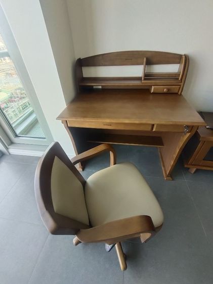 ขายเฟอร์นิเจอร์ไม้ brand Apina ใหม่มากแทบไม่ได้ใช้ รูปที่ 2