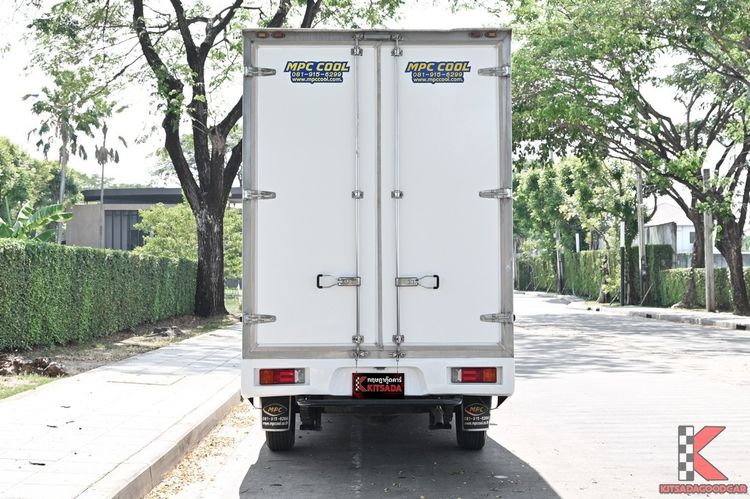 Toyota Hilux Revo 2023 2.4 Entry Pickup ดีเซล ไม่ติดแก๊ส เกียร์ธรรมดา ขาว รูปที่ 4