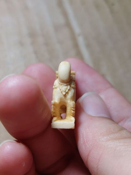 เครื่องรางสิงห์สร้อยสังวาลย์หลวงพ่อหอมวัดชากหมากระยอง รูปที่ 2