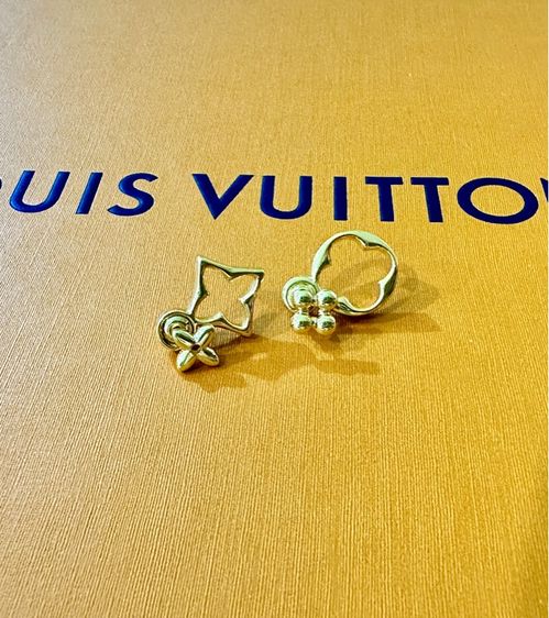 ต่างหู Dior รูปที่ 8