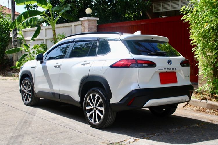 Toyota Corolla Cross 2023 1.8 Hybrid Premium Safety Sedan ไฮบริด ไม่ติดแก๊ส เกียร์อัตโนมัติ ขาว รูปที่ 2