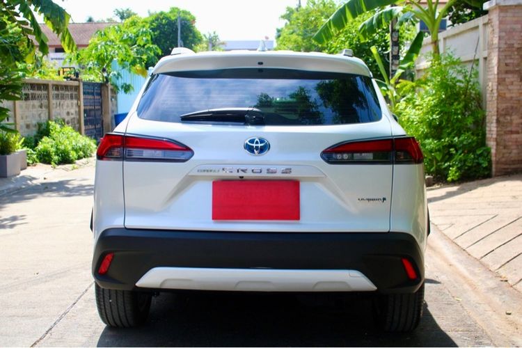 Toyota Corolla Cross 2023 1.8 Hybrid Premium Safety Sedan ไฮบริด ไม่ติดแก๊ส เกียร์อัตโนมัติ ขาว รูปที่ 4