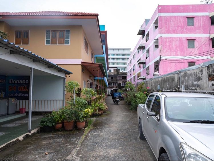 มีบางส่วน หอพักพร้อมอู่รถ รูปที่ 2