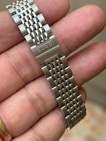 GUCCI G Timeless 27 mm Mother of Pearl Diamond Lady Watch White Dial  รูปที่ 16