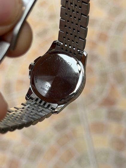 GUCCI G Timeless 27 mm Mother of Pearl Diamond Lady Watch White Dial  รูปที่ 17