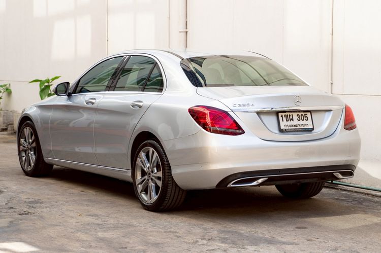 Mercedes-Benz C-Class 2021 C220 Sedan ดีเซล ไม่ติดแก๊ส เกียร์อัตโนมัติ บรอนซ์เงิน รูปที่ 2
