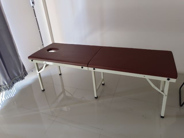 เตียงนวด เตียงสัก พับได้ รุ่นขาแข็งแรง แถมผ้าปู รูปที่ 2