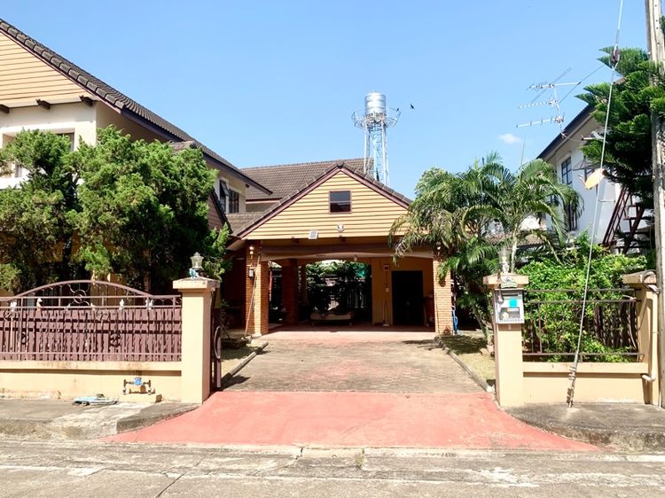 Land and Houses มีบางส่วน สร้างเสร็จก่อน 2010 ใช่ บ้านโครงการแลนด์แอนด์เฮ้าส์ปาร์คแม่โจ้ รูปที่ 2