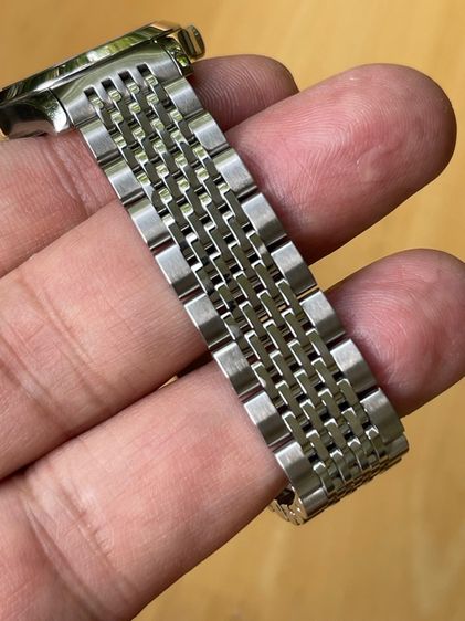 GUCCI G Timeless Watch Ladies 27 mm Swiss Quartz Black Dial YA126502 รูปที่ 8