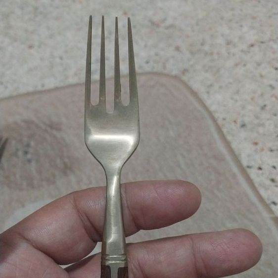 ส้อมจิ้มผลทองเหลือง ด้ามไม้ โบราณ(10ชิ้น) รูปที่ 5