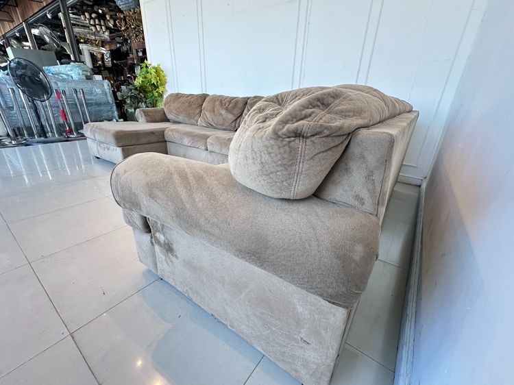 โซฟาเข้ามุม เบาะผ้ากำมะหยี่สีน้ำตาล โครงขาไม้จริง รูปที่ 3