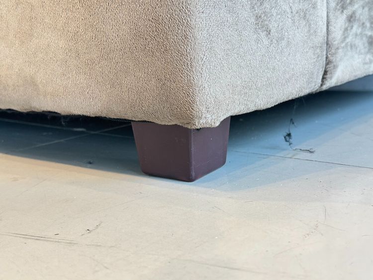 โซฟาเข้ามุม เบาะผ้ากำมะหยี่สีน้ำตาล โครงขาไม้จริง รูปที่ 13