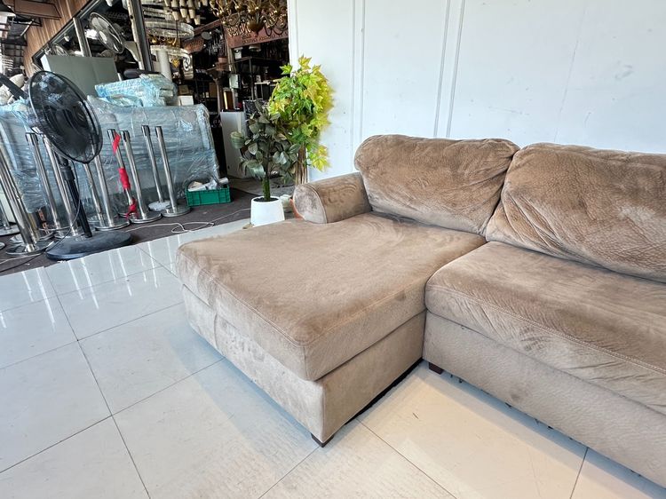 โซฟาเข้ามุม เบาะผ้ากำมะหยี่สีน้ำตาล โครงขาไม้จริง รูปที่ 7