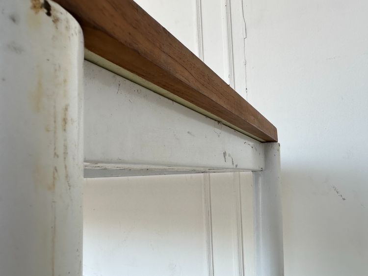 โต๊ะทานอาหาร แบรนด์ REDDIE ท็อปไม้จริงสีน้ำตาล ขาเหล็กสีขาว  รูปที่ 8