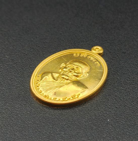 หลวงปู่หิน ทองคำ รูปที่ 4