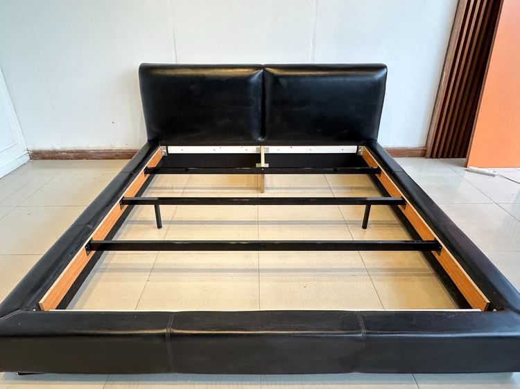 เตียง 6 ฟุต หัวเตียงและโครงเตียงบุนวมหุ้มหนัง PU สีดำ รูปที่ 14