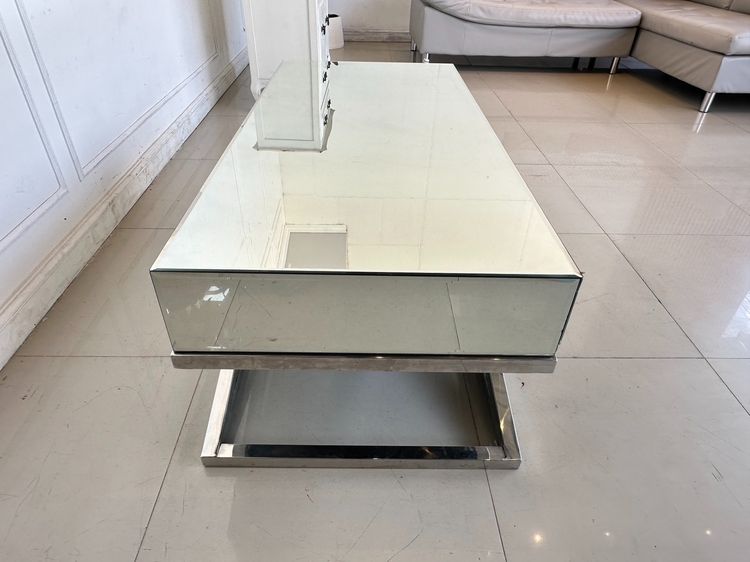 โต๊ะกลาง สไตล์ลักชูรี่ ท็อปกระจกเงารอบตัว 2 ลิ้นชัก มือจับเข็มขัดหนังแท้ รูปที่ 7