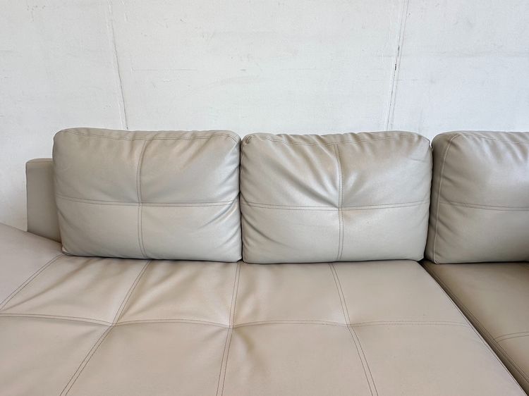 โซฟาแอลเข้ามุม เบาะหนัง PU สีเทา โครงไม้ MDF ขาเหล็ก  รูปที่ 12