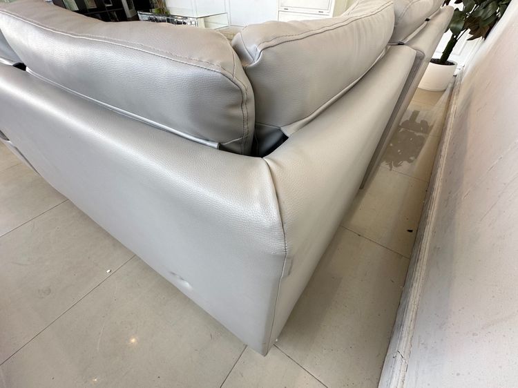 โซฟาแอลเข้ามุม เบาะหนัง PU สีเทา โครงไม้ MDF ขาเหล็ก  รูปที่ 6