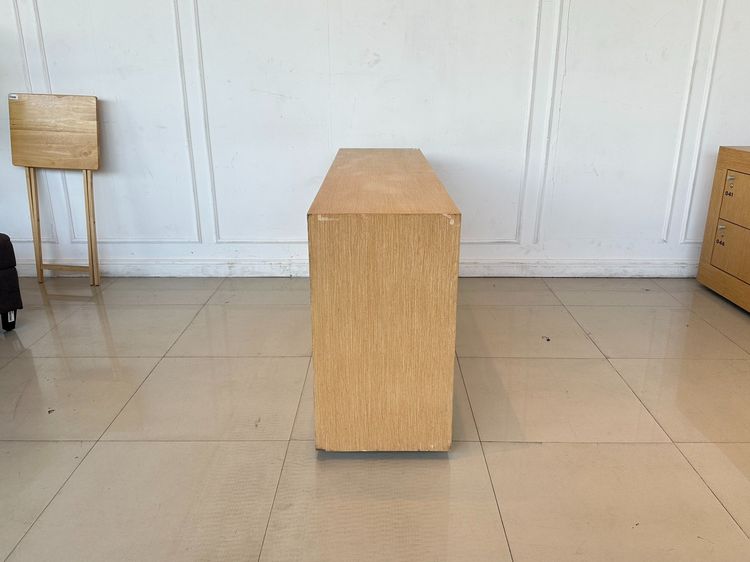 ตู้ล็อคเกอร์ 8 บานเปิด โครงไม้ MDF ปิดผิวลายไม้สีน้ำตาล ล้อเลื่อน รูปที่ 4