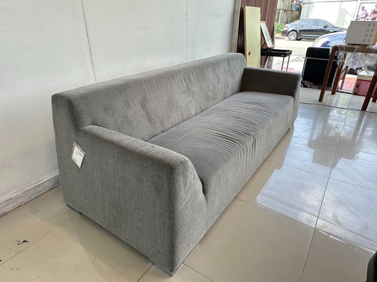 โซฟา 3 ที่นั่ง แบรนด์ MODERNFORM เบาะผ้าสีเทา  รูปที่ 3