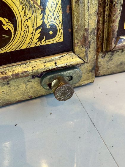 ประตู บานพับ ลวดลายไทยบนไม้อัด ปิดแผ่นอคีลิคใส โครงประตูไม้จริง (แบบที่ 2 ลายไทย 2 ด้าน)  รูปที่ 6