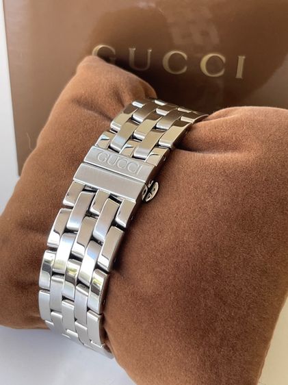 GUCCI 5500M Quartz Black Dial Roman Numerals Date Stainless Steel 34 mm Women's Watch รูปที่ 2
