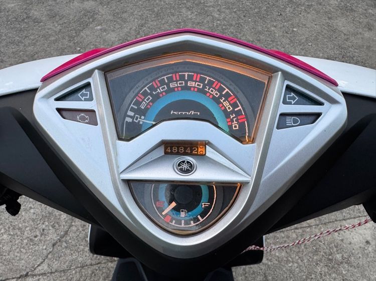 YAMAHA  MIO 125 คาร์บูออโต้สตาร์ทมือ เครื่องดีมาก สีสวยมาก ต้องมาดูของจริง มีสถานที่ให้ทดลองขับขี่ก่อนซื้อ รูปที่ 4