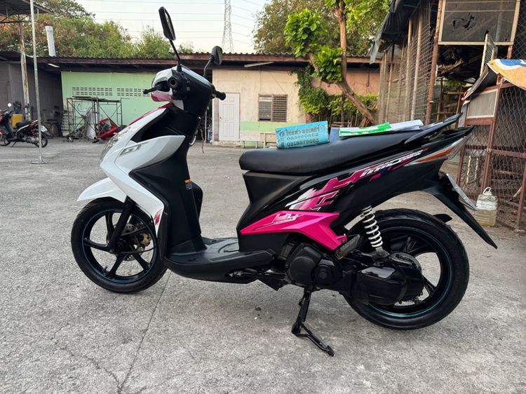 YAMAHA  MIO 125 คาร์บูออโต้สตาร์ทมือ เครื่องดีมาก สีสวยมาก ต้องมาดูของจริง มีสถานที่ให้ทดลองขับขี่ก่อนซื้อ รูปที่ 3
