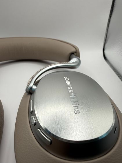 Bowers and Wilkins PX8 S2 รูปที่ 5