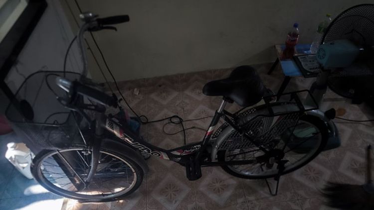 จักรยาน1000บ ยางแบนไม่มีลมมีคราบสกปรก รูปที่ 4