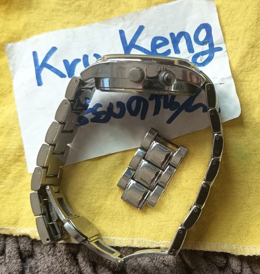 แยกได้ เหมาดีสุดคุ้ม FOSSIL , GUESS นาฬิกา 2 ระบบ สภาพเหมือนใหม่ (พร้อมส่งนัดรับเชียงคาน) รูปที่ 13