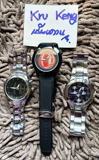 แยกได้ เหมาดีสุดคุ้ม FOSSIL , GUESS นาฬิกา 2 ระบบ สภาพเหมือนใหม่ (พร้อมส่งนัดรับเชียงคาน)