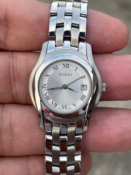 GUCCI Round face Watches 5500L Quartz Silver Dial Women's SS  รูปที่ 12