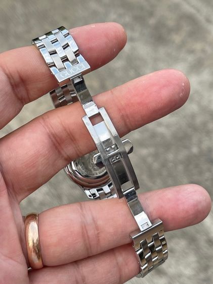 GUCCI Round face Watches 5500L Quartz Silver Dial Women's SS  รูปที่ 8