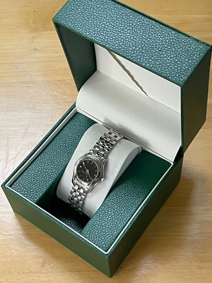 GUCCI Round face Watches 5500L Quartz Silver Dial Women's SS  รูปที่ 2